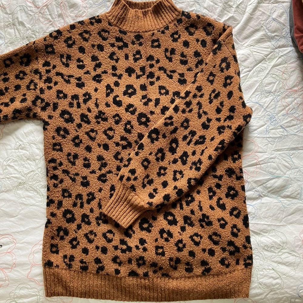 Maternity sweater